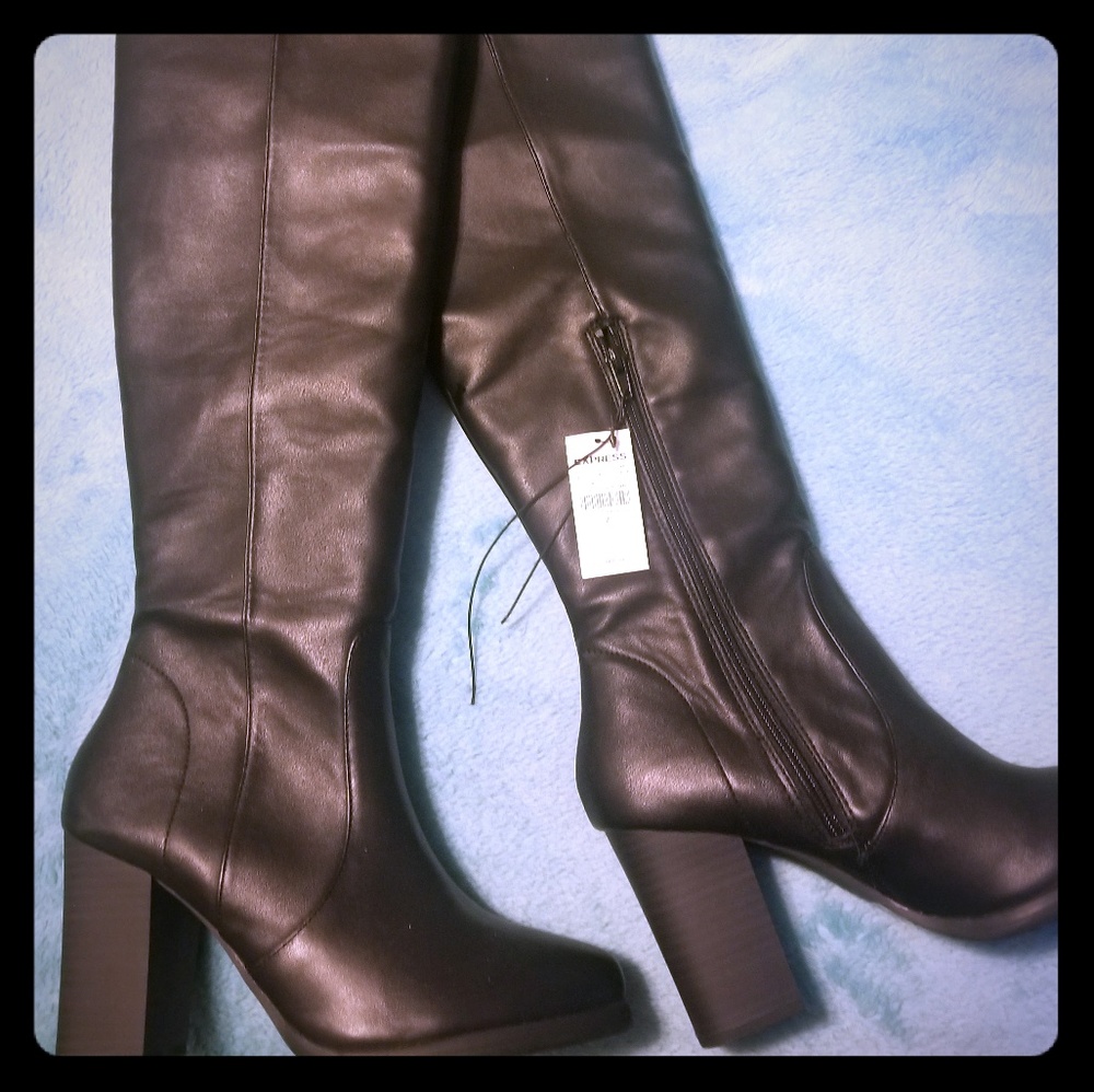 EXPRESS knee high boots